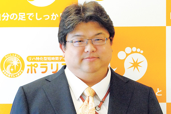 「歩けるようになるには、ひたすら歩くしかない」と話す森社長