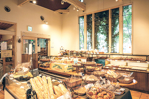 届け元のベーカリーの情報はHPで確認できる