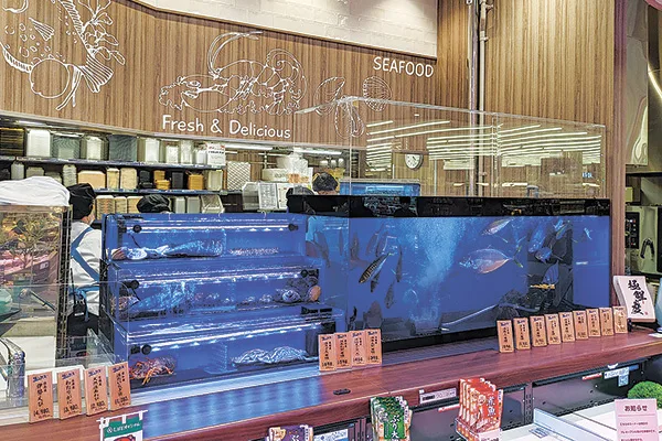 ららぽーと門真 ライフ　セントラルスクエア