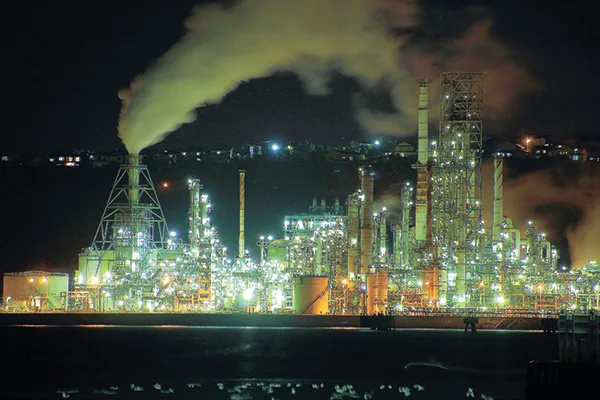 石油化学プラント