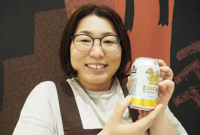イオンモール大日店の上林亜由美店長「どちらもお酒のおつまみにピッタリですよ～！」
