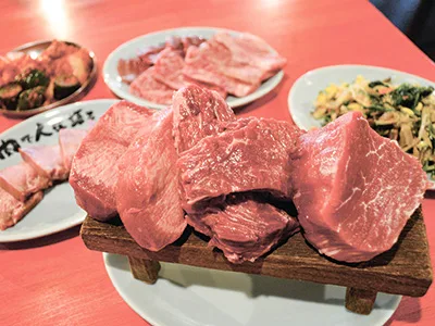 焼肉ここから靱公園店1