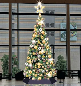 2階メインロビーに登場するツリー