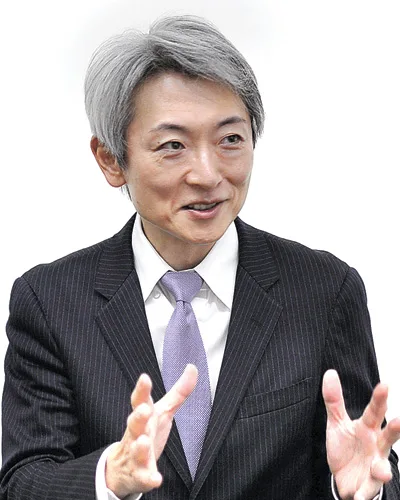 フリーアナウンサー 登坂淳一さん