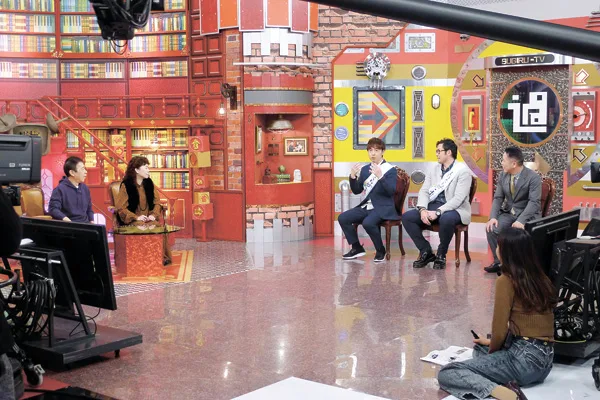 守口愛が強すぎて必死にPRするU.K.さん。なるみさんから「U.K.まじめやな！」とツッコまれる場面も