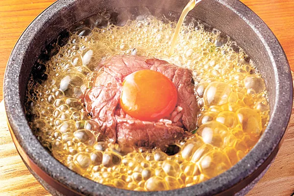 焼肉店の締めとして定着したユッケジャンクッパ