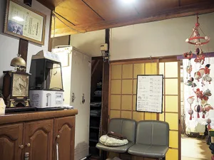 和時計と吊し雛