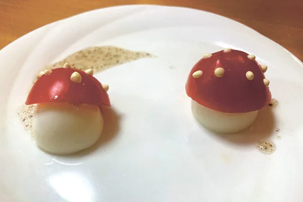 お手軽!ハロウィンフード 食べる毒キノコ