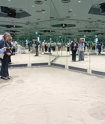 鳥取砂丘を再現した「鳥取無限砂丘」