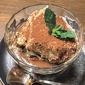 大人のティラミス（600円）