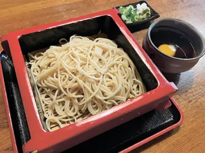 大阪を代表する名店「瓢亭」の名物「夕霧そば」