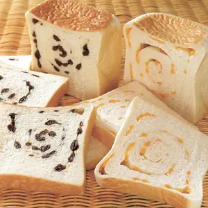 土日限定の食パンたち