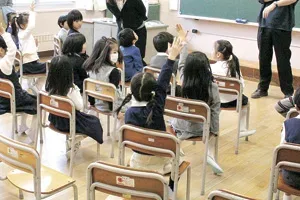 小学校の教室の様子
